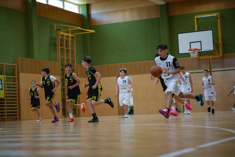 AA_Basketball3_190526.jpg