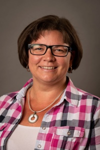 Karin Helfer
